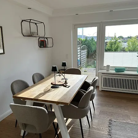 Holiday home Schaumis Hus *